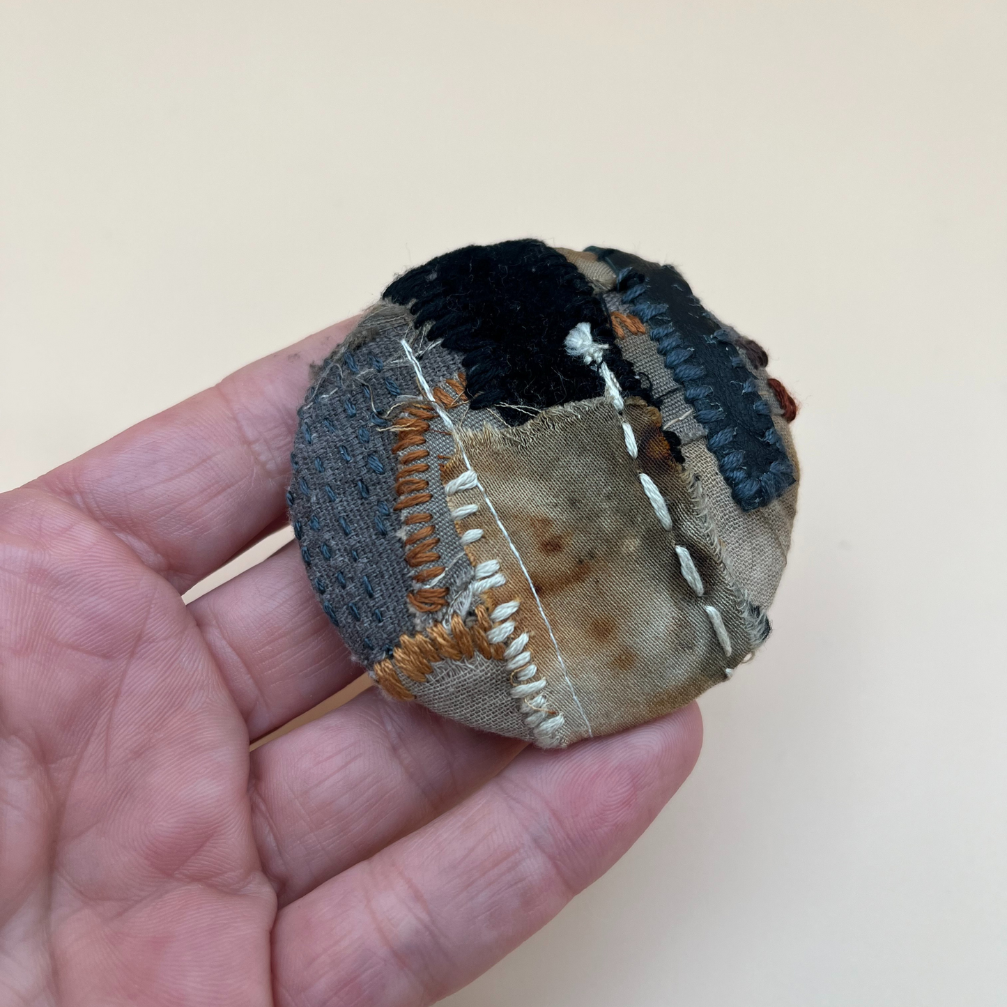 Handcrafted Fibre Art Brooch – Abstract Wearable Art #2 (2.5”)